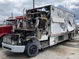 2015, FREIGHTLINER M2 106, CAMION À 6 ROUES