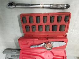 Kit de box 1/2 drive 12 pans, torque 3/8 ma 80 lbs/ft, turqometer SNAP-ON