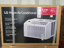 (Qté 2) LG-Air climatisé de fenêtre 6000 BTU, avec manette, neuf