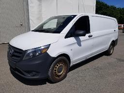 2019 MERCEDES METRIS, automobile