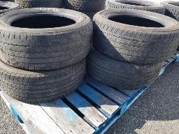 4 Pneus FIRESSTONE FIREHAWKS PURSUIT 245/55R18, usagés