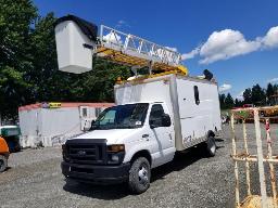 2011 FORD ECONOLINE, camion nacelle