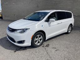 2017, CHRYSLER PACIFICA, FOURGONNETTE    HYBRIDE