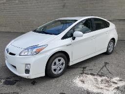 2010, TOYOTA PRIUS, AUTOMOBILE    HYBRIDE