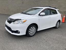 2012, TOYOTA MATRIX, VUS  AWD