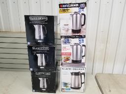 BLACK & DECKER-6 Bouilloires électriques 1.7 litres neuves