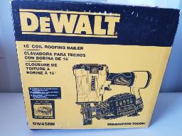 DEWALT-Cloueuse à toiture à bobine à 15 degré, neuve