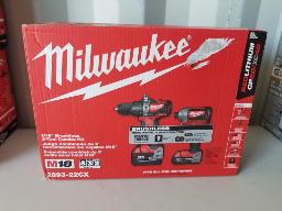 MILWAKEE M18-Ensemble de tournevis à percussion et perceuse à percussion, 1 batterie 4.0 et un batterie 2.0, chargeur, sac, neuf