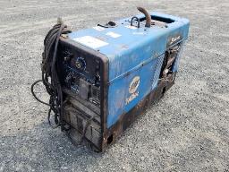 BOBCAT 225NT - Soudeuse - Génératrice 8000 watts