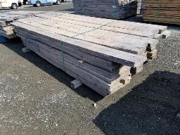 Bundle de bois 2''x6''x86'' environ 70 mcx