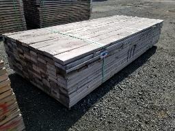 Bundle de bois 2''x6''x10' environ 117 mcx