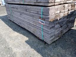 Bundle de bois 2''x6''x92'' environ 135 mcx