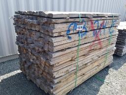 Bundle de bois 2''x4''x74'' environ 300 mcx