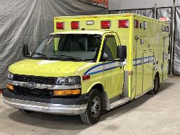 2015, CHEVROLET EXPRESS 3500, AMBULANCE    6 ROUES,