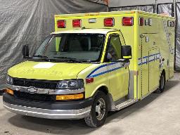 2015, CHEVROLET EXPRESS 3500, AMBULANCE    6 ROUES