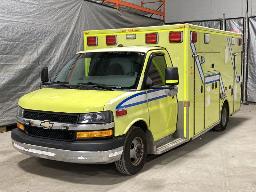 2014, CHEVROLET EXPRESS 4500, AMBULANCE    6 ROUES