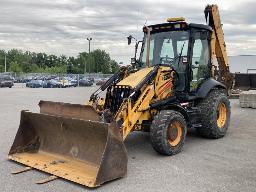 2010, JCB 3CX15EC, RÉTROCAVEUSE  4 X 4  FOURCHES, GODET AV.+2 ARR.