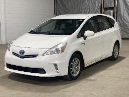 2012, TOYOTA PRIUS V, AUTOMOBILE    HYBRIDE