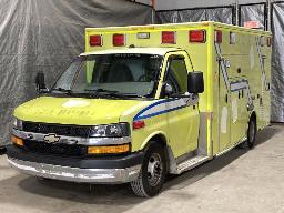 2014, CHEVROLET EXPRESS 4500, AMBULANCE    6 ROUES