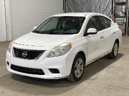 2013, NISSAN VERSA, AUTOMOBILE