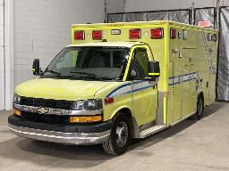 2015, CHEVROLET EXPRESS 3500, AMBULANCE    6 ROUES,