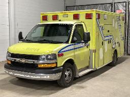 2014, CHEVROLET EXPRESS 4500, AMBULANCE    6 ROUES,