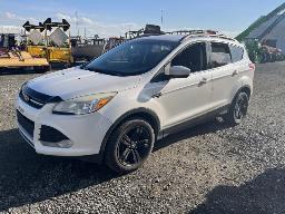 2013 FORD ESCAPE, VUS 4WD