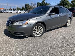 2012, CHRYSLER 200, AUTOMOBILE