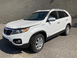 2013, KIA SORENTO, VUS  AWD