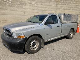 2010, DODGE RAM 1500, CAMIONNETTE    AVEC MONTE-CHARGE