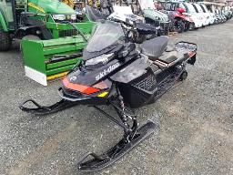 2018 SKIDOO RENAGADE X800, motoneige