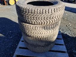 4 Pneus FISTONE WINTER FORCE P245/70R17, hiver