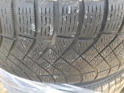 4 Pneus PIRELLI 235/65R17 ICE ZERO et 4 pneus PIRELLI 255/35R19 P ZERO