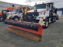 2004 STERLING STE, camion à neige,