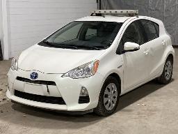 2014, TOYOTA PRIUS C, AUTOMOBILE    HYBRIDE