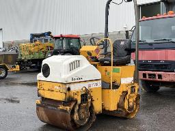 2000, BENFORD TV900, ROULEAU COMPACTEUR    AUCUNE CLÉ