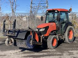 2009, KUBOTA M8540, TRACTEUR 75HP PTO  4 X 4  BALAI