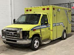 2017, FORD E-350, AMBULANCE    6 ROUES