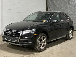 2018, AUDI Q5, VUS  AWD