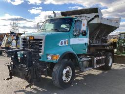 2007, STERLING L7500, CAMION À 6 ROUES ÉPANDEUR,