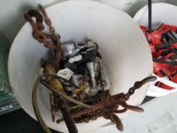 Lot d'outils mix (tensionneur à chaîne, fusil è peinture et plus)