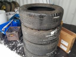 4 Pneus P255/55R19 CONTINENTAL
