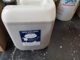 Savon noir environ 30 litres ARDEC (valeur 500$)