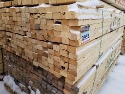 Bundle de bois 2x3x8, environ 252 mcx