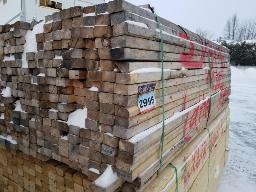 Bundle de bois 2x3x8, environ 306 mcx