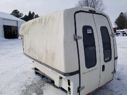 Boite de fibre de verre Space cab plus FIBROBEC pour boite de 8'