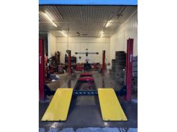 JOHN BEAM 20'-élévateur 4 poteaux, 14000lbs, les 2 jacks cap 7000 lbs/ch,