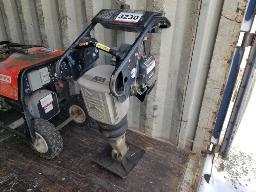 Marteau compacteur GROUND POUNDER RH420HC