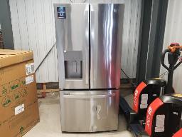 Réfrigérateur GE ADORA DFE24JYRCKFS neuf, devant endommagé