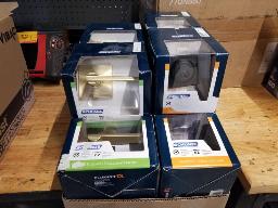 7 Poignées de porte OR et 3 penes dormant noir